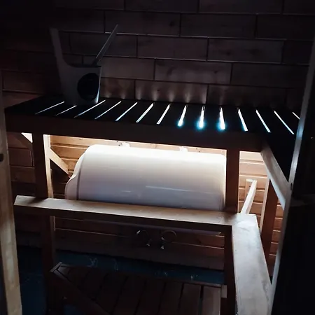 Loo Puhkemaja Saaremaal * Kudjape