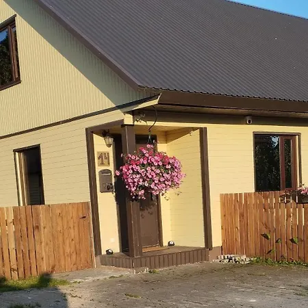 Loo Puhkemaja Saaremaal Kudjape