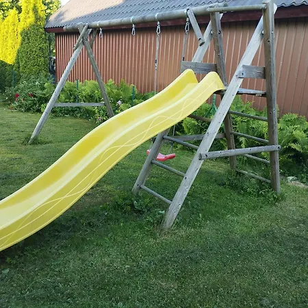 Loo Puhkemaja Saaremaal Dom wakacyjny Kudjape